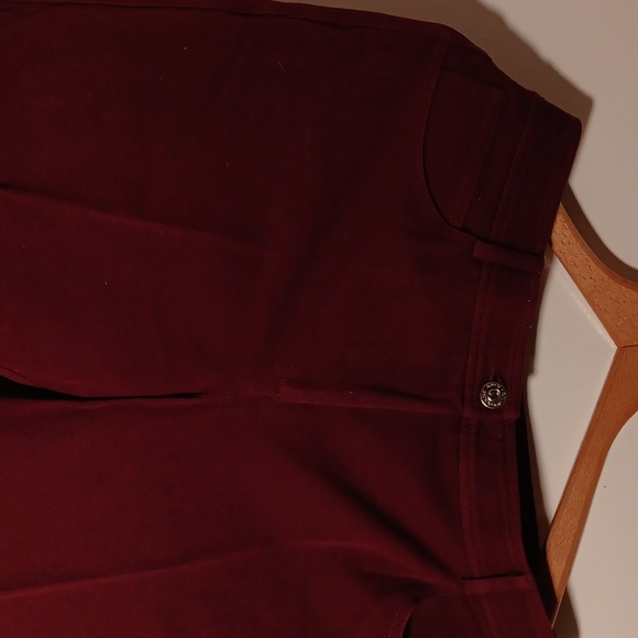 St John Burgundy color jeans size 8 - Picture 3 of 5